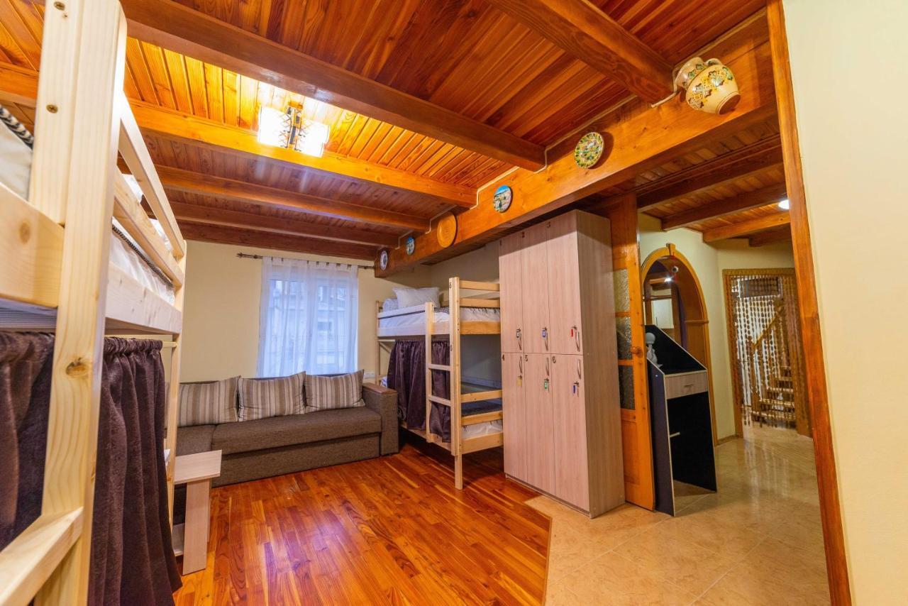 Хостел Галіція Kolomiya Dış mekan fotoğraf